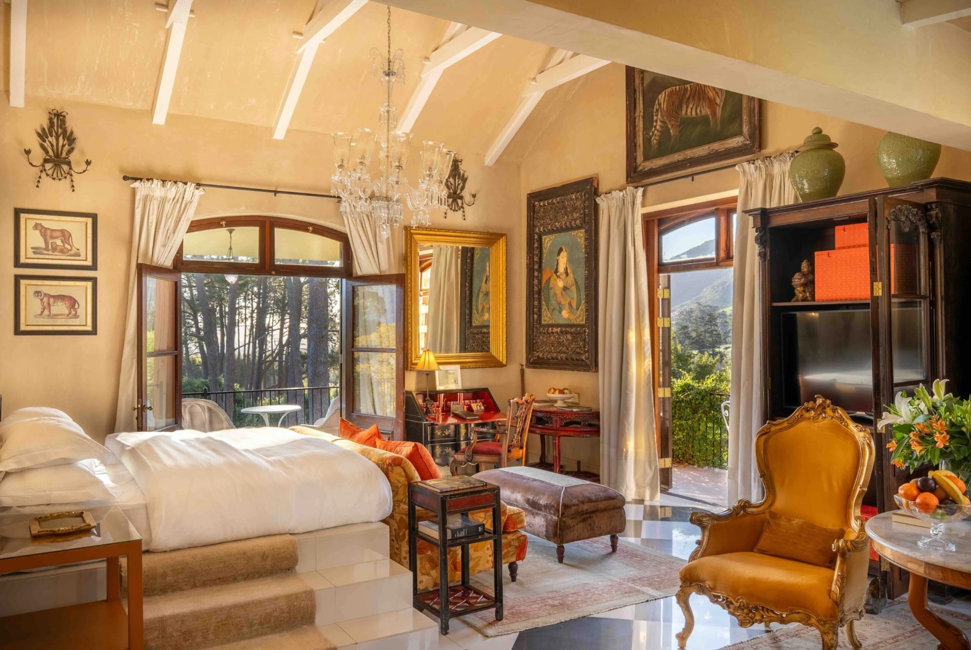 Superior Suite