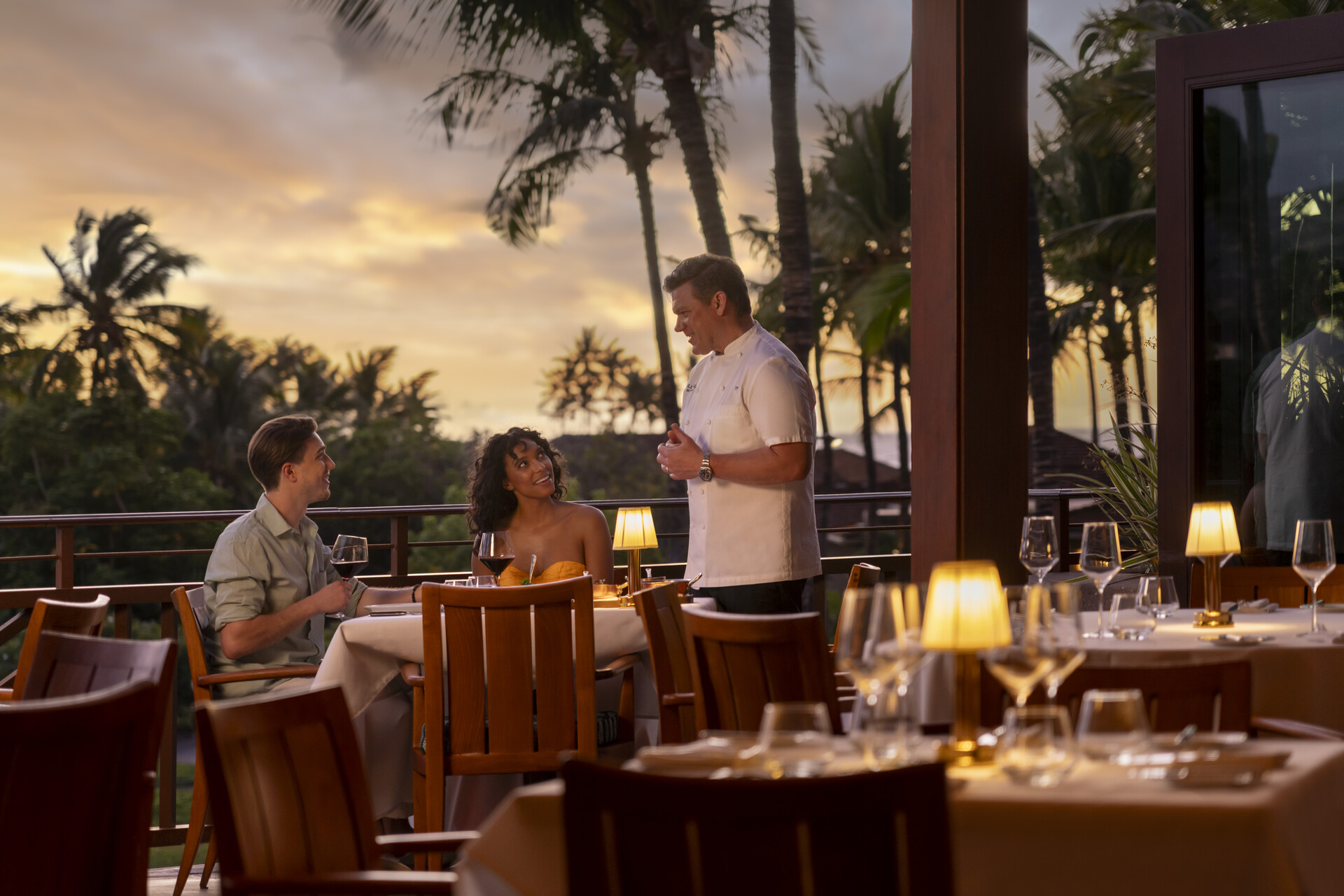 Restaurants & Bars