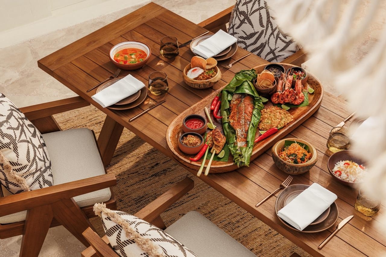 Beach Dining