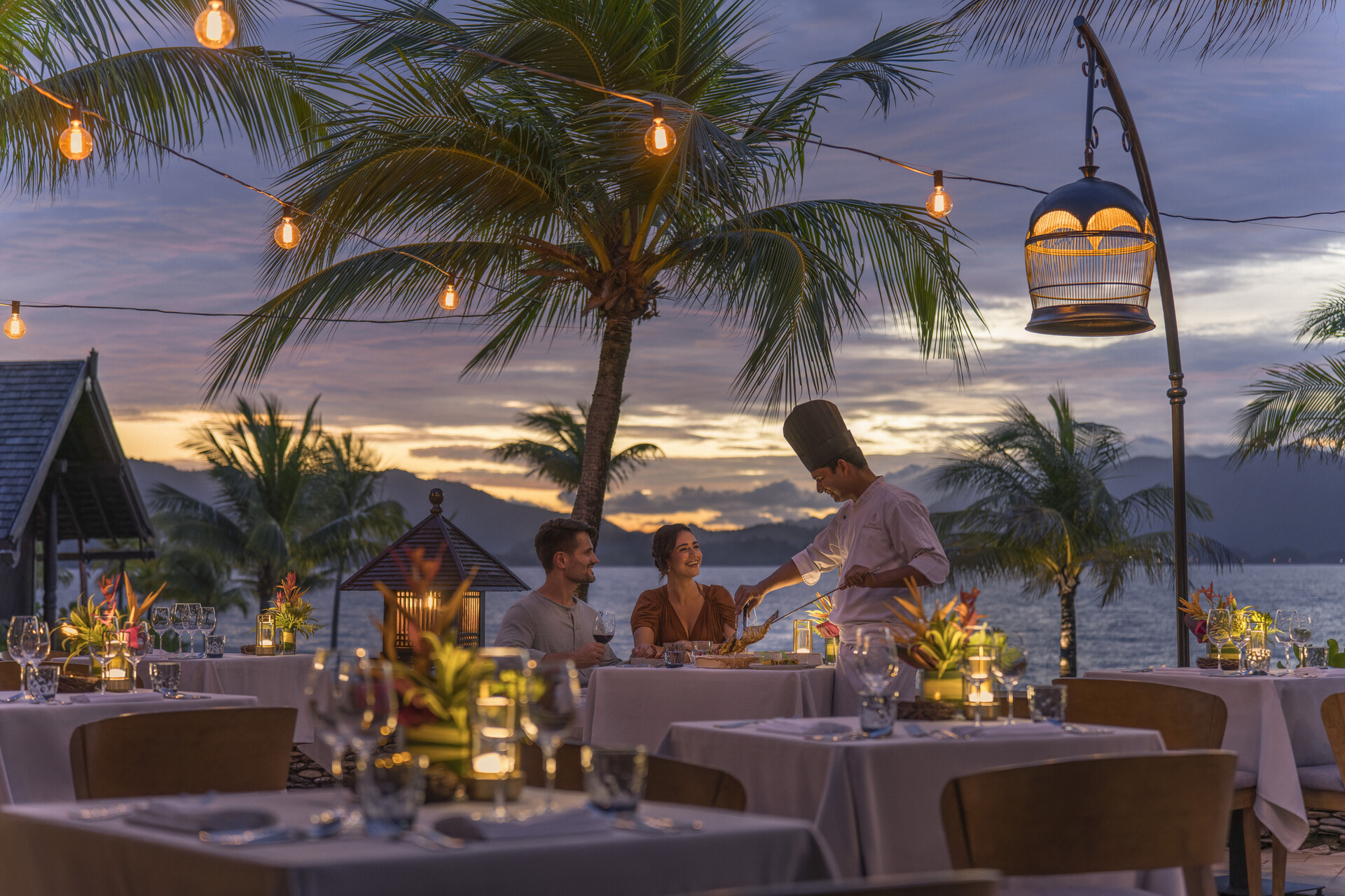 Restaurants & Bars