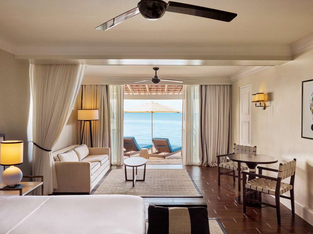 Beachfront Suite