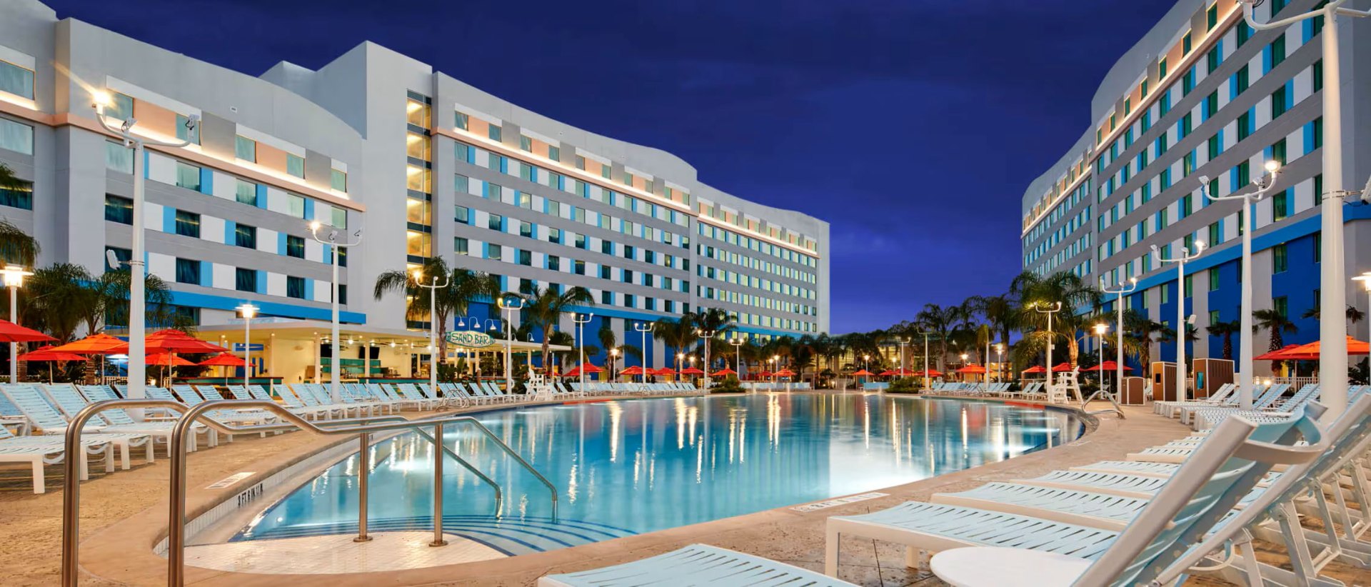 Universal's Endless Summer Resort — Surfside Inn & Suites luxury hotel