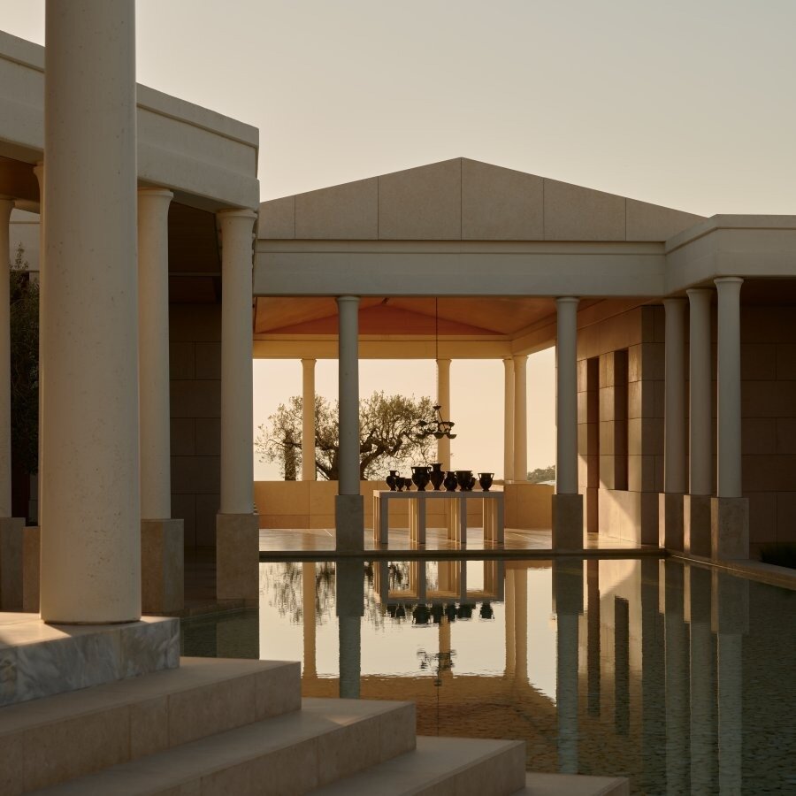 The Lobby & Arrival