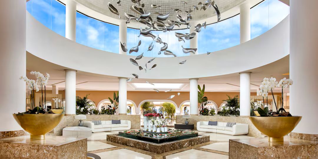 The Lobby & Arrival