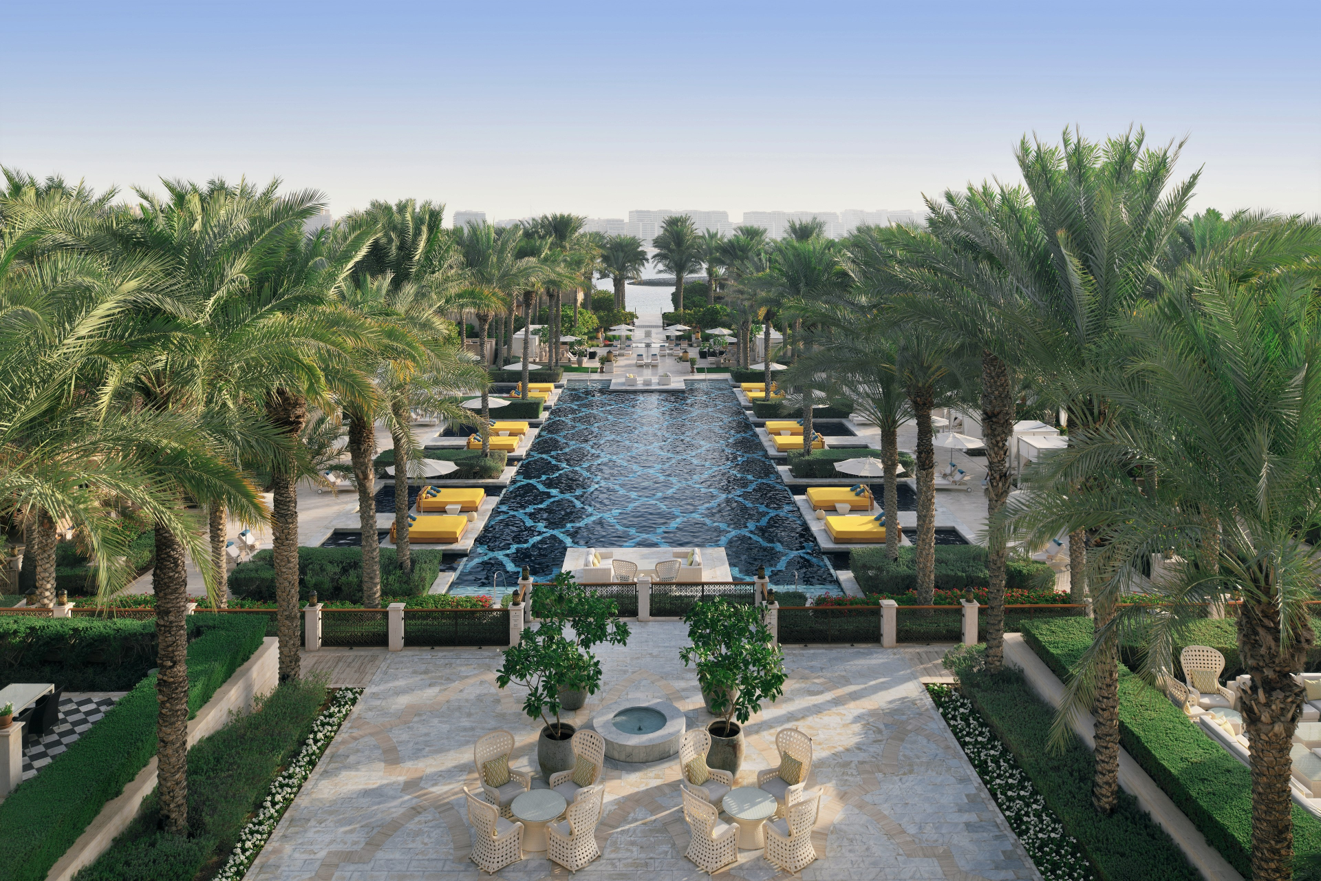 Grand Pool