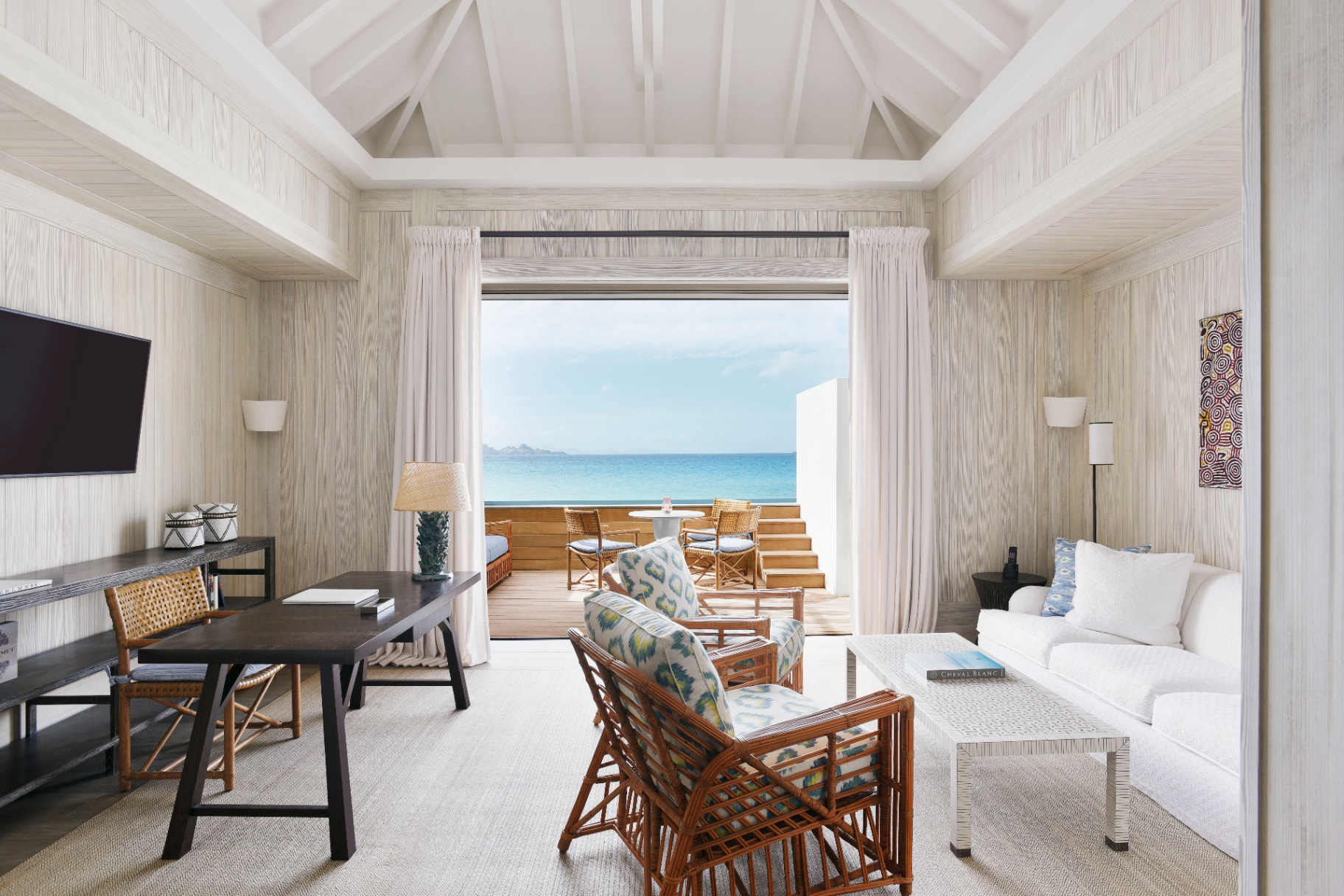 Beach Suite — Living Room