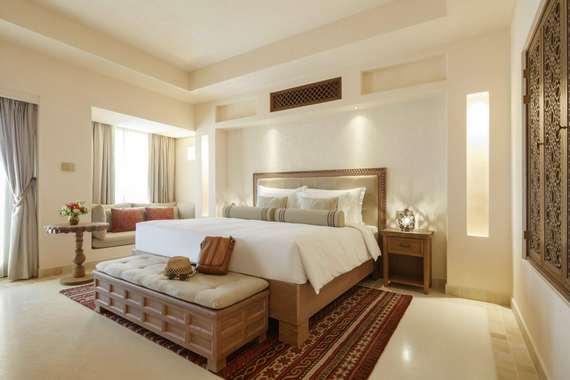 The Rooms & Suites