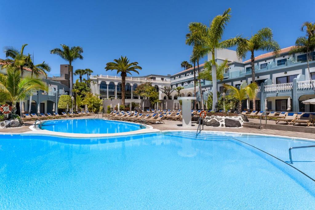 Colón Guanahaní, Costa Adeje