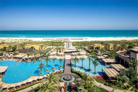 The Abu Dhabi EDITION — Rotana Saadiyat luxury hotel